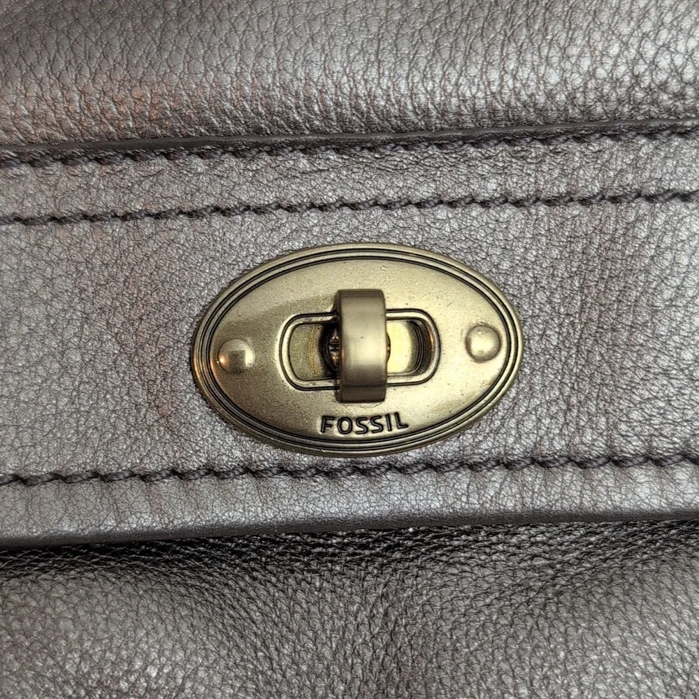 Vintage Authentic Fossil Metallic Gold Pebbled Leather Crossbody Shoulder Bag - Picture 2 of 7